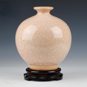 Beige ice cracked glazed pomegranate porcelain vase– Chinese Ceramic Art for Elegant Home Decor