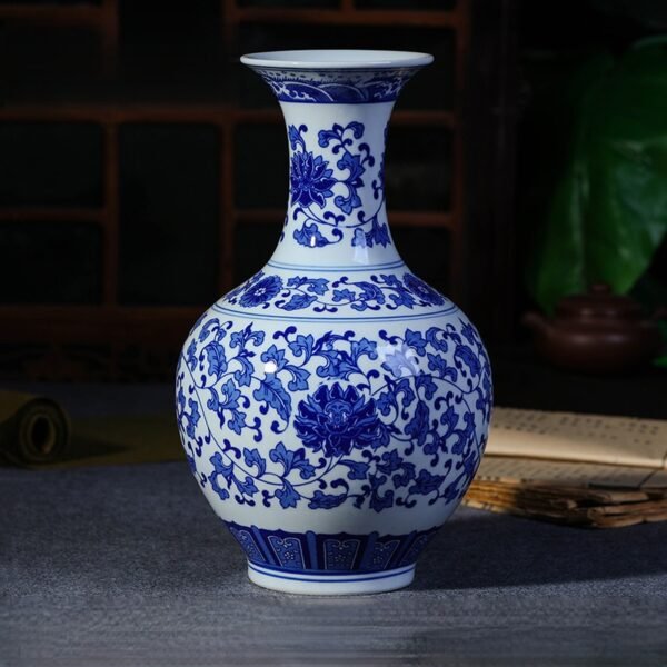 Jingdezhen ceramic vase, antique blue and white porcelain vase, entwined lotus pattern, Chinese home ceramic ornament